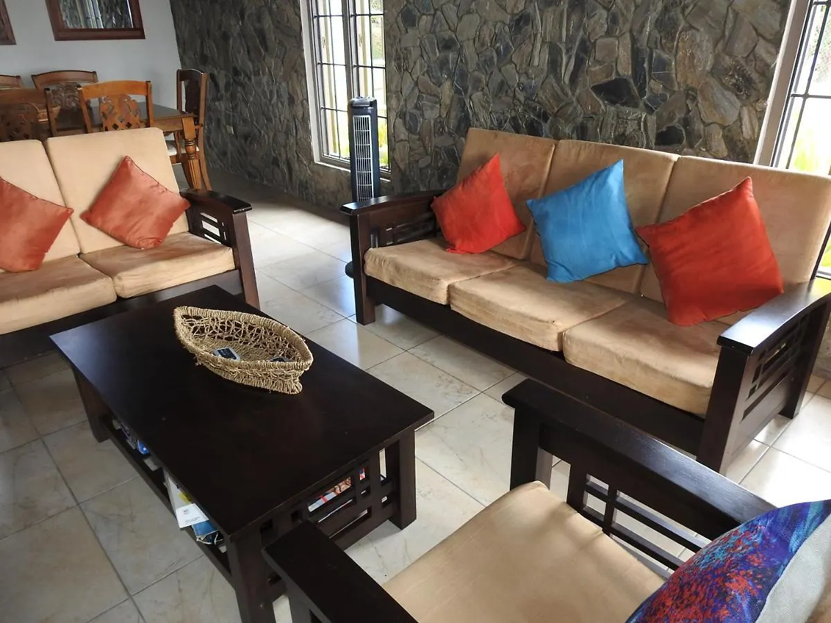 Coco Chalet In The Caribbean Willa Mount Irvine Trynidad i Tobago